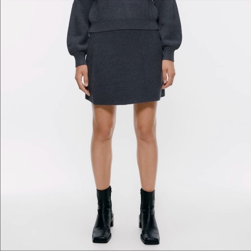 Zara Dark Gray Knit Ribbed Short Mini Skirt NWT